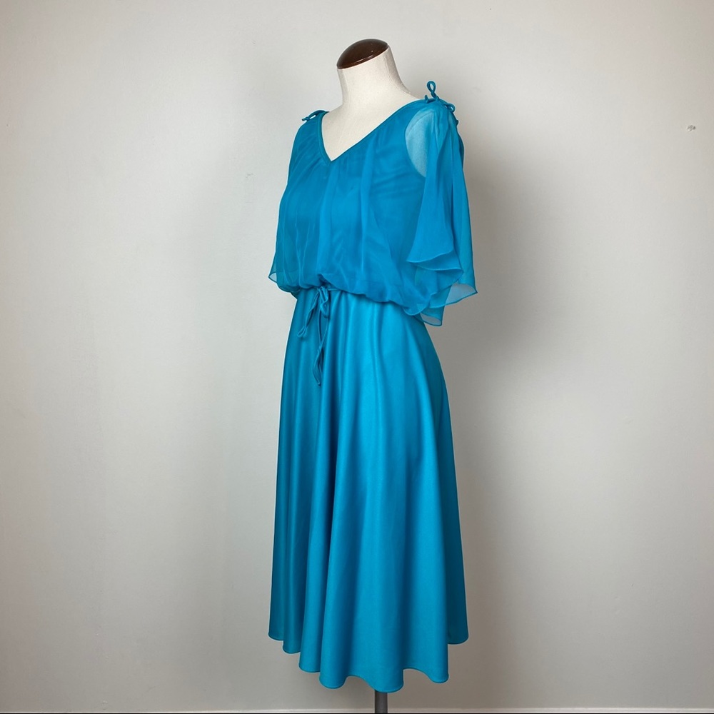 Vintage 70s Cerulean Flutter Sleeve Dress - Picture 3 of 8